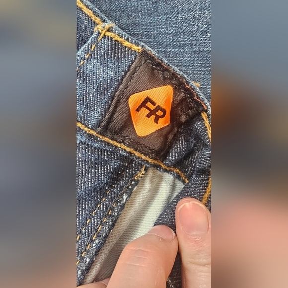 Wrangler Woman's FR Crosshatch Bootcut Mid- Rise Dark Wash Jeans S 11X36 NEW - Picture 12 of 12